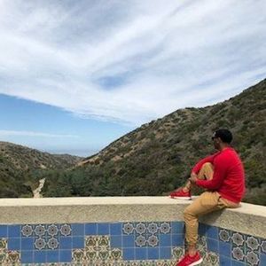 Meet your Posher, Henry